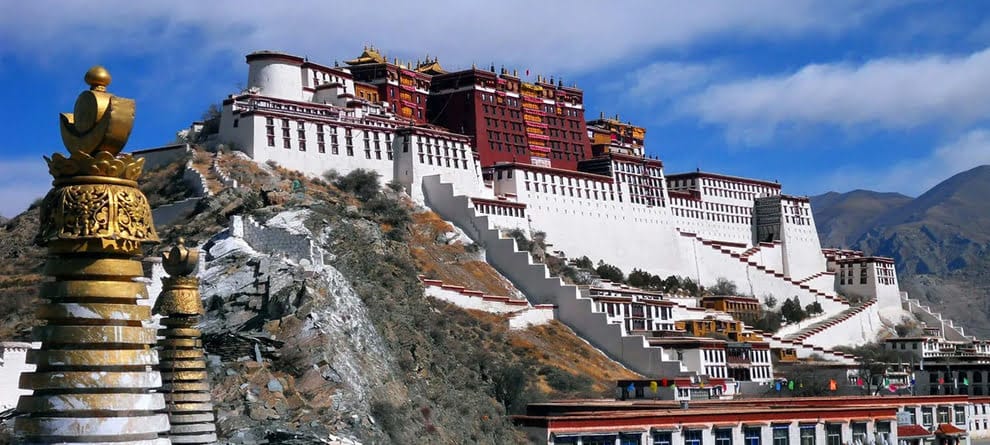 tibet tour by road