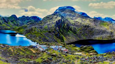 Gosaikunda lakes and lodges along the Langtang Gosaikunda trekking route
